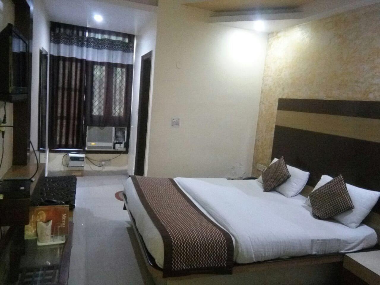 Hotel Splash Yeni Delhi Dış mekan fotoğraf