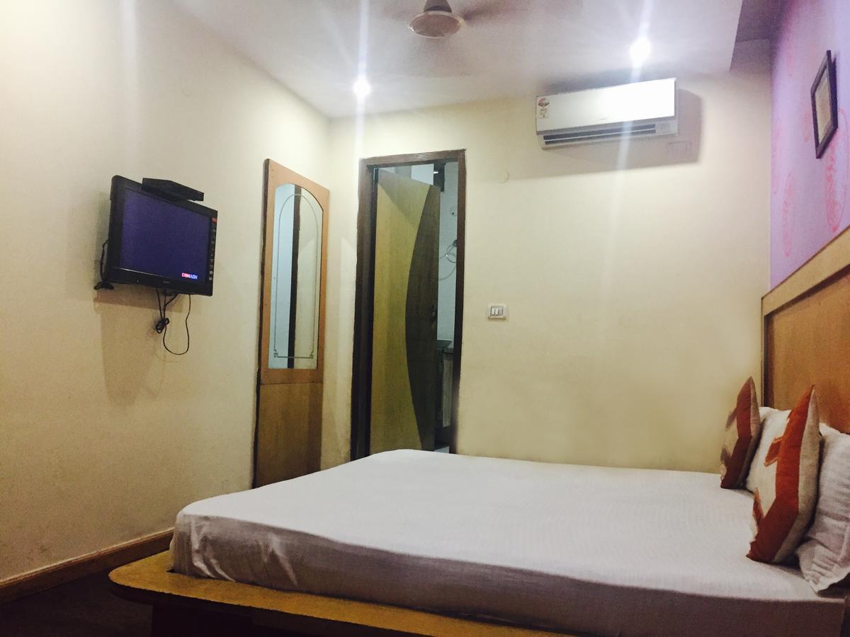 Hotel Splash Yeni Delhi Dış mekan fotoğraf